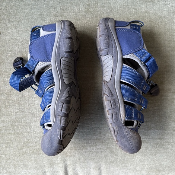 Keen Kids Newport Blue Hiking Water Flat Slip On Sandal Shoe Sz Big Kids 2 - Picture 5 of 8